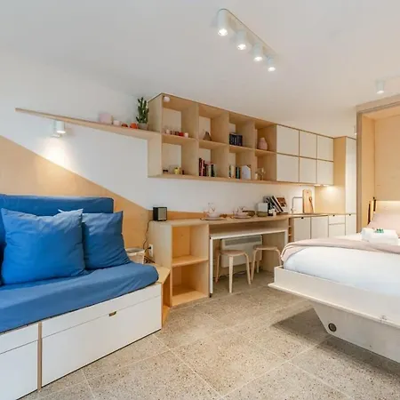 Casiola - Colorful Near The Sea Ostende