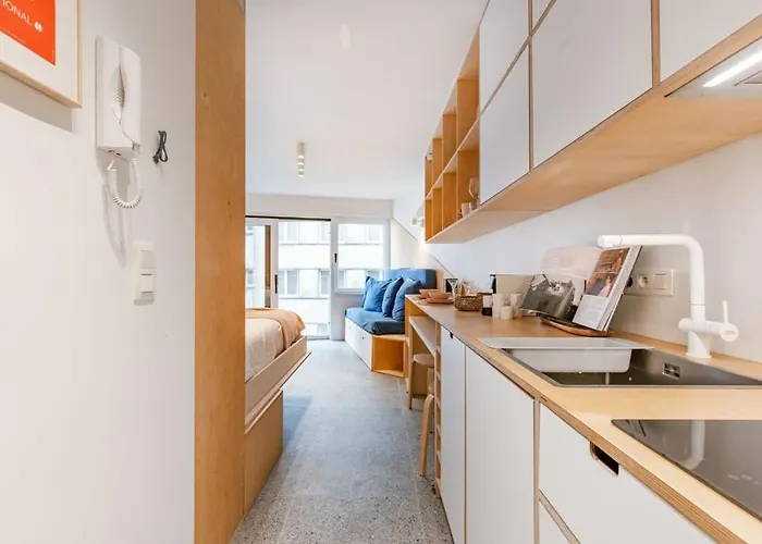 Casiola - Colorful Near The Sea * Ostende