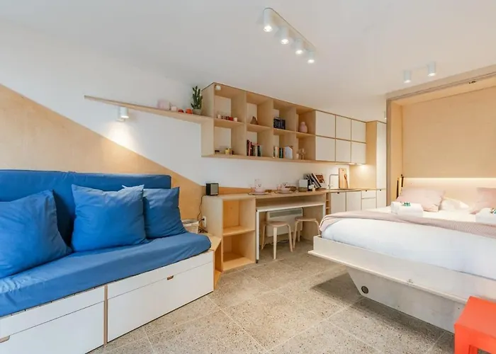 Casiola - Colorful Near The Sea Ostende