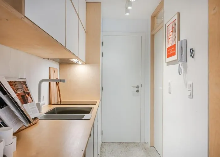 Casiola - Colorful Near The Sea Apartment Ostende